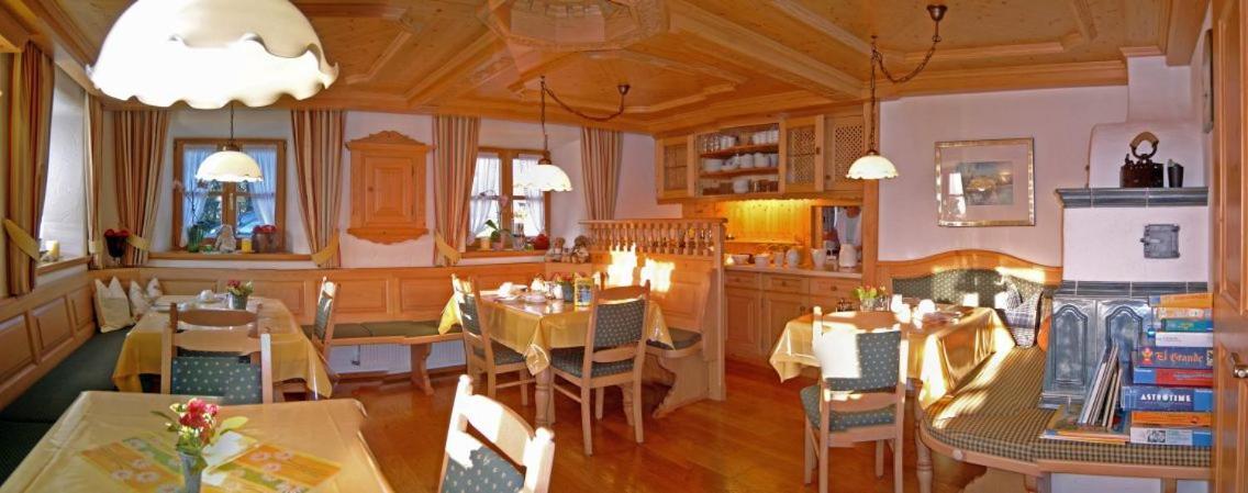 Gaestehaus Herbstbauernhof Зигсдорф Экстерьер фото